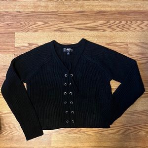 Crop black sweater